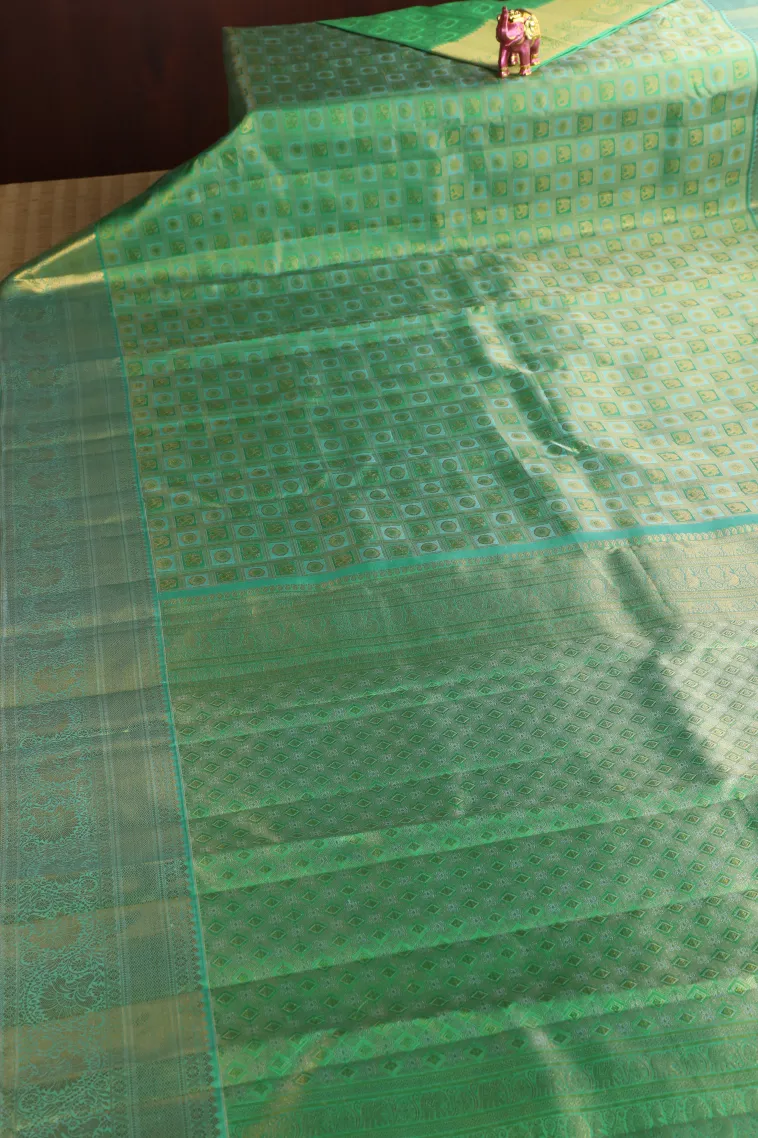 Forest Green Kanchipuram Silk Sarees with Gold Zari Animal Mottif view 2