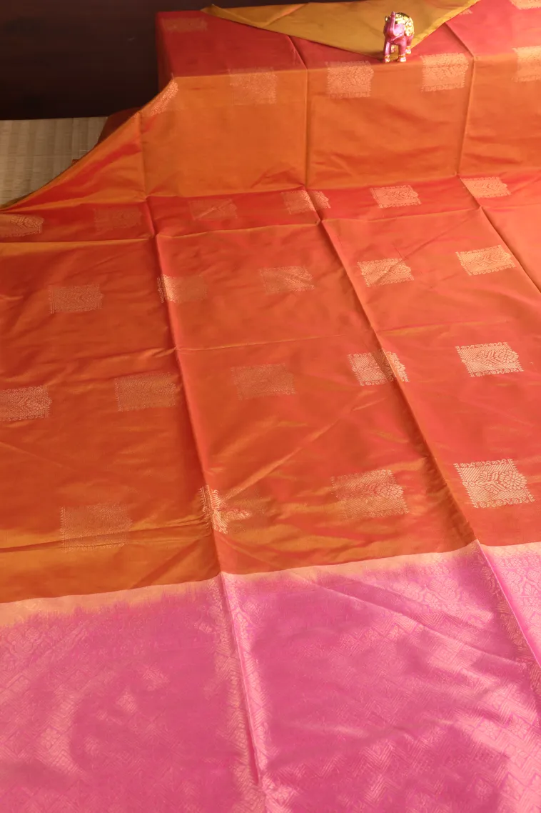 Ginger Orange Silk Cotton Sarees with Copper Zari Flower Mottif view 2