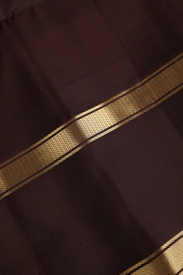 Cream White Soft Silk Saree with Gold Zari Peacock And Rudhractam view 3