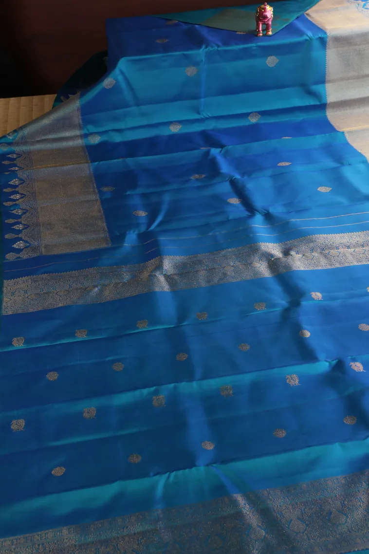 Cerulean Blue Kanchipuram Silk Sarees with Gold And Silver Zari Buttis (small Dots Or Motifs) view 2