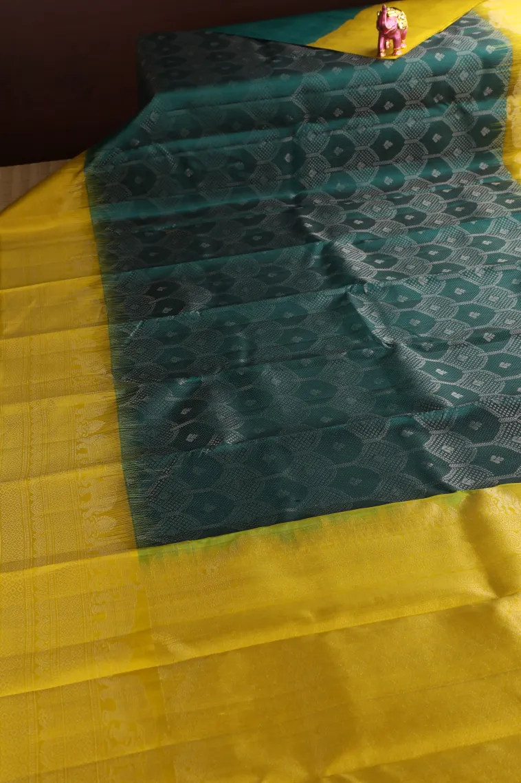 Peacock Green Soft Silk Saree with Silver Zari Floral Patterns view 2