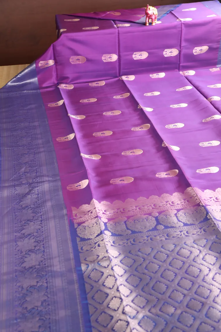 Bubble Purple Soft Silk Saree with Gold And Silver Zari Buttis (small Dots Or Motifs) view 2