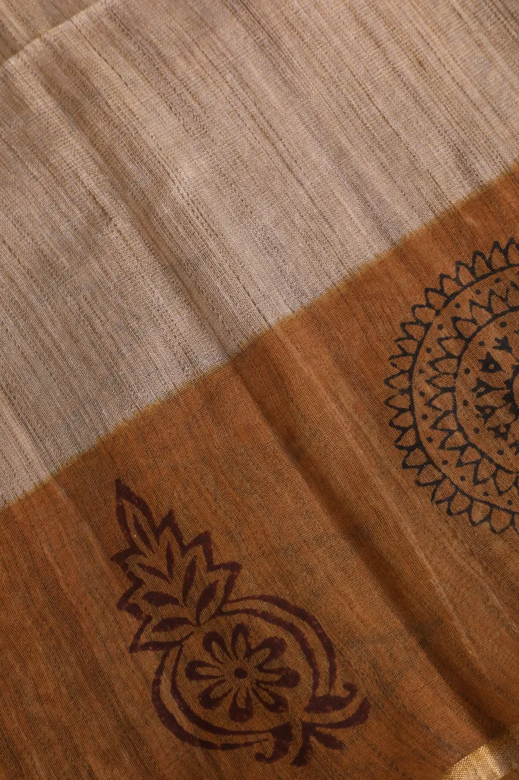 Tortilla Brown Tissue Silk Sarees with Gold Zari Zig Zag Pattern view 3