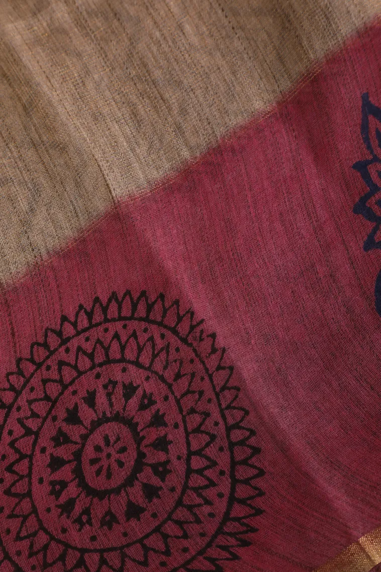 Tortilla Brown Tissue Silk Sarees with Gold Zari Zig Zag Pattern view 3