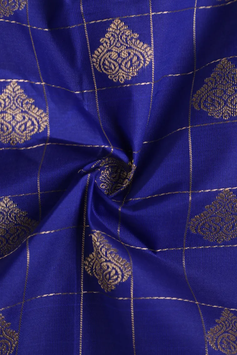 Navy Blue Visiri Madippu Silk Sarees with Gold Zari Checks And Puttas view 4