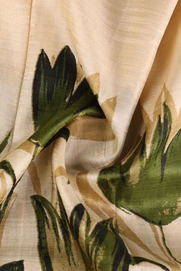 Cream White Soft Silk Sarees Without Zari With Floral Patterns view 4