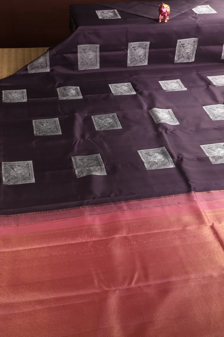 Mulberry Purple Kanchipuram Silk Sarees with Gold And Silver Zari Figure Design view 2