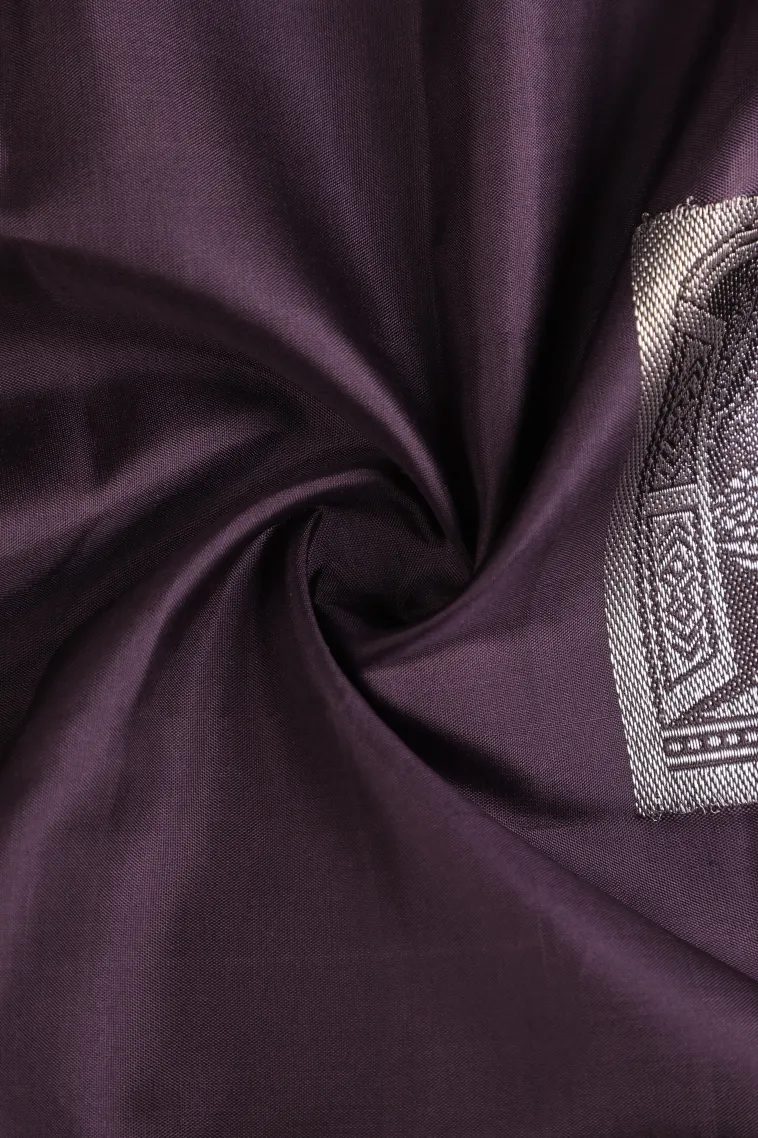 Mulberry Purple Kanchipuram Silk Sarees with Gold And Silver Zari Figure Design view 4
