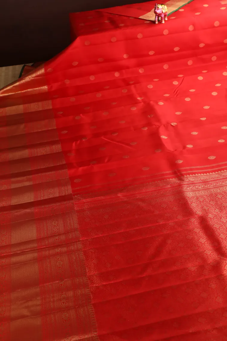 Rose Red Kanchipuram Silk Sarees with Gold Zari Rudhracham Mottif view 2