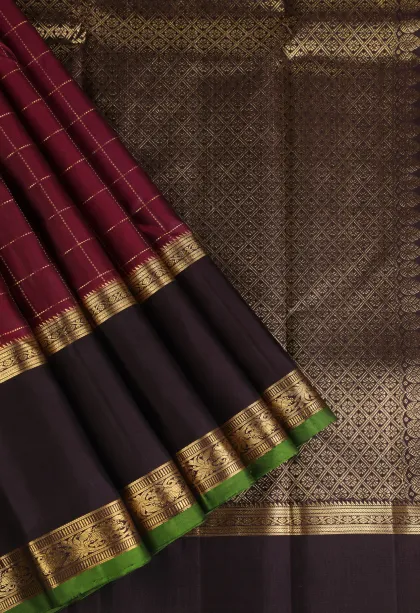 Magenta Purple Kanchipuram Silk Sarees with Gold Zari Checks