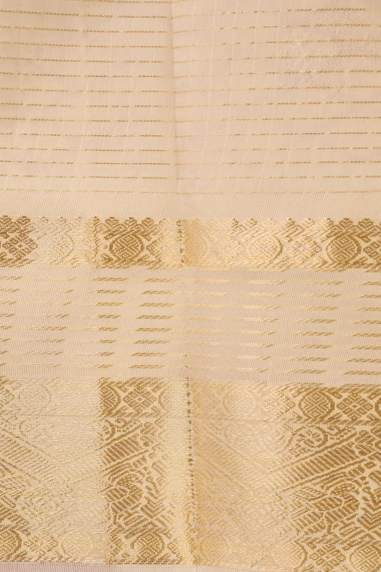 Punch Pink Visiri Madippu Silk Sarees with Gold Zari Checks And Puttas view 3