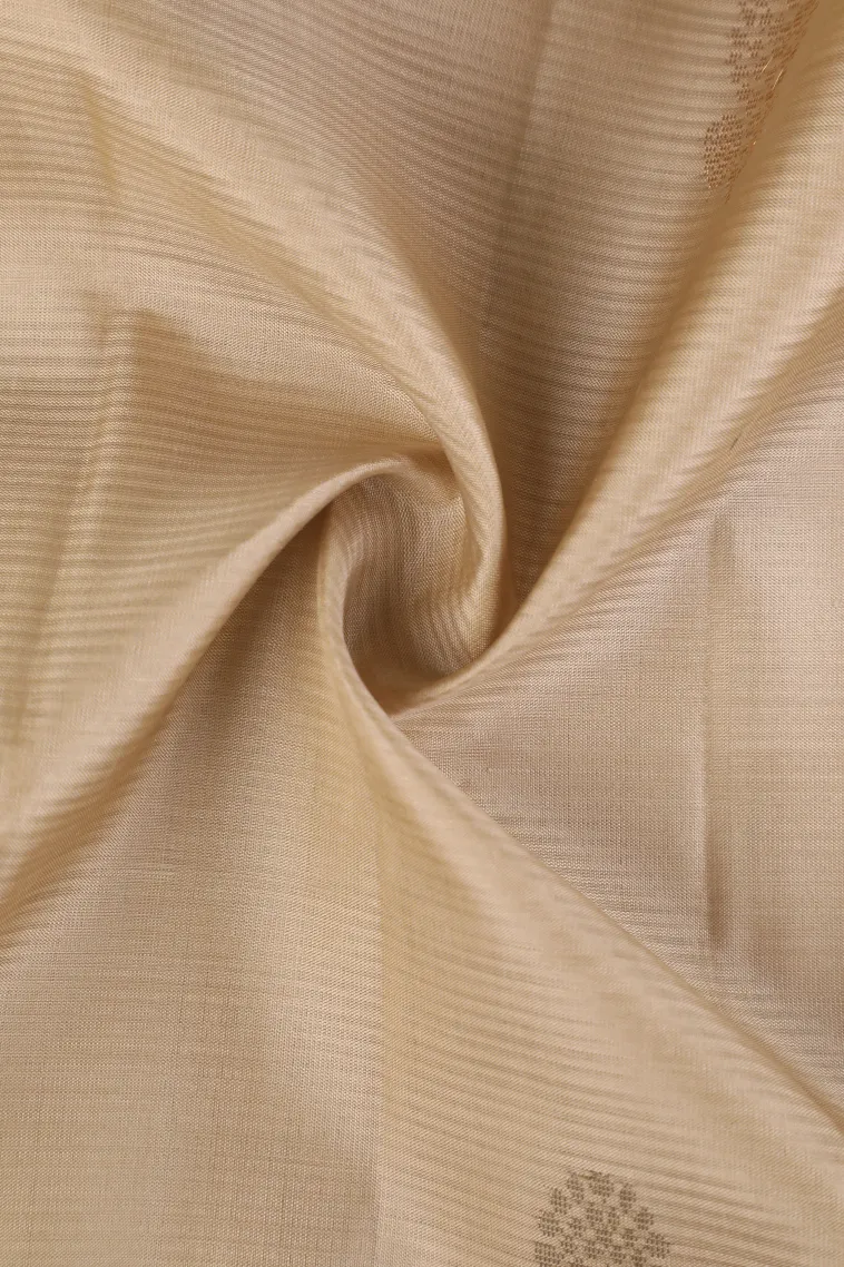 Ivory White Soft Silk Saree with Gold And Silver Zari Flower Mottif view 4