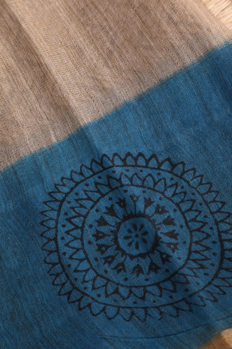 Tortilla Brown Tissue Silk Sarees with Gold Zari Zig Zag Pattern view 3