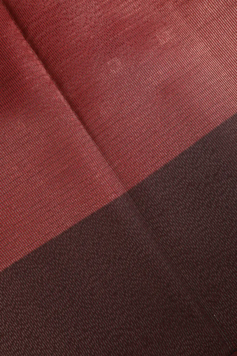 Apple Red Soft Silk Sarees with Gold Zari Straipes And Puttas view 3