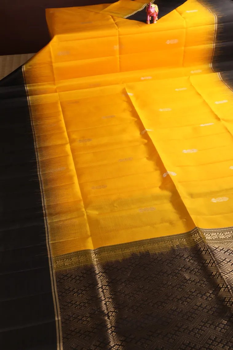 Lemon Yellow Soft Silk Saree with Gold And Silver Zari Flower Mottif view 2
