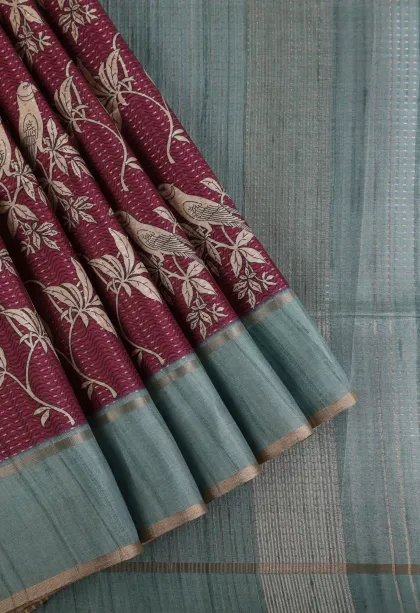 Magenta Purple Tussar Saree with Gold Zari Birds Mottif