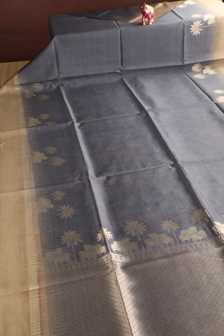 Abbey Black Tussar Saree with Gold Zari Animal Mottif view 2
