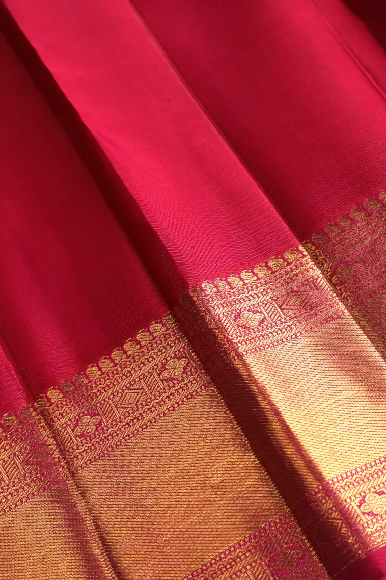 Magenta Pink Kanchipuram Silk Sarees with Gold Zari Floral Patterns view 3
