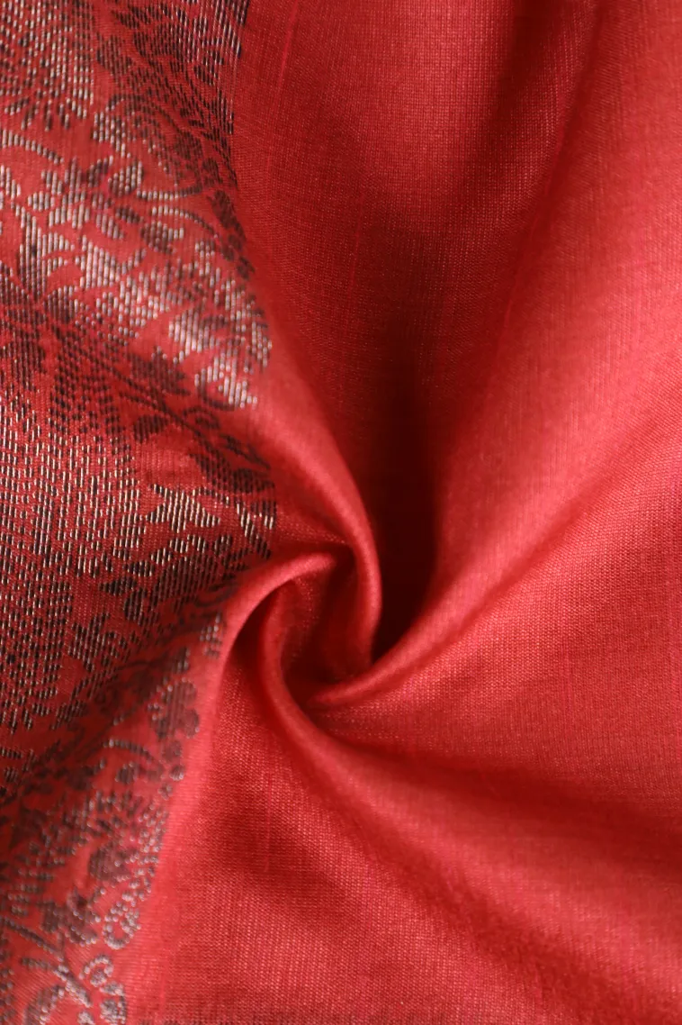 Dawn Red Tussar Saree with Silver Zari Leaf Pattern view 4