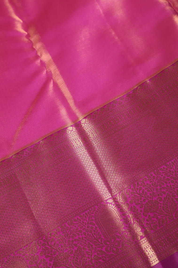 Olive Green Apoorva Silk Sarees with Gold Zari Small Checks Pattern view 3