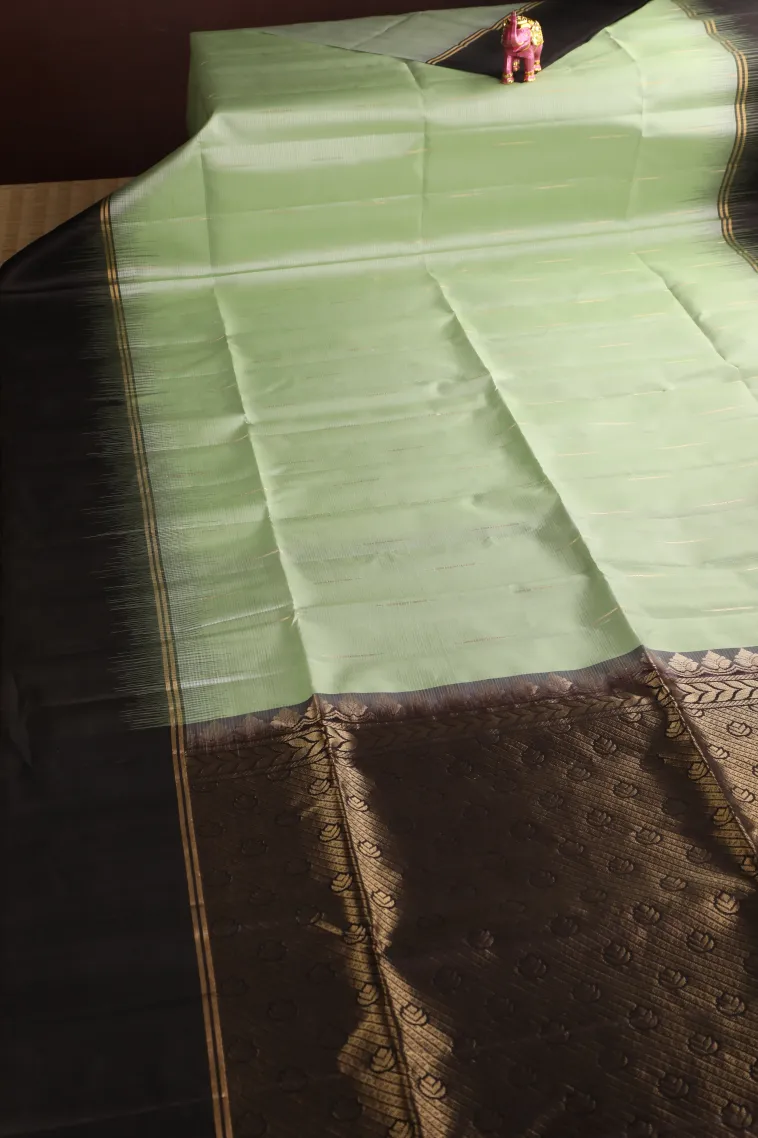 Pistachio Green Soft Silk Saree with Gold Zari Vaira Oosi view 2