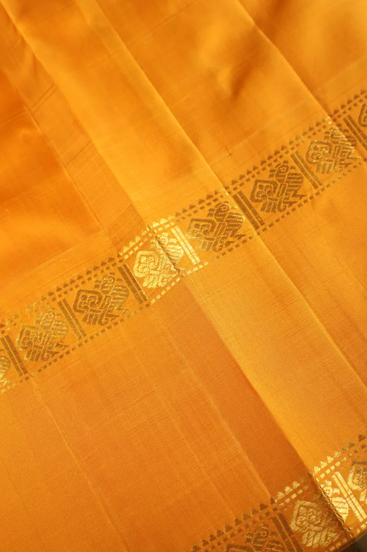 Magenta Purple Kanchipuram Silk Sarees with Gold Zari Checks view 3