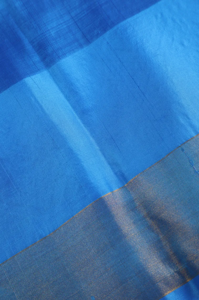 Punch Pink Soft Silk Saree with Gold Zari Mango Puttas view 3
