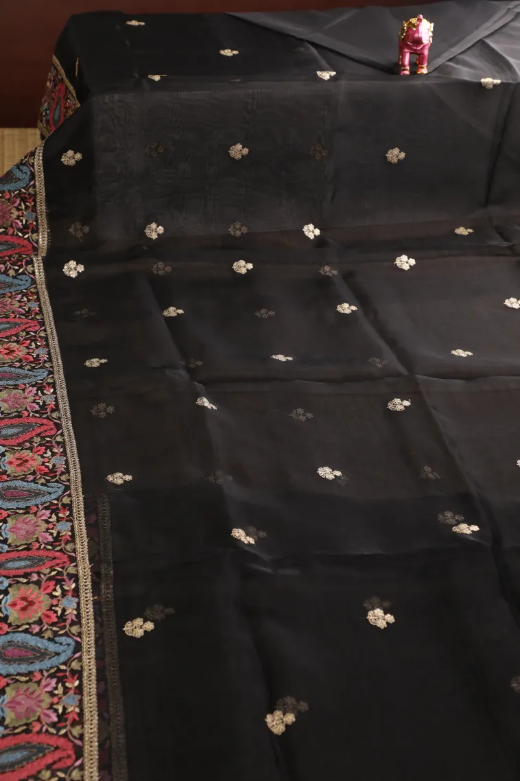 Asphalt Black Organza Saree with Thread Zari Flower Mottif view 2