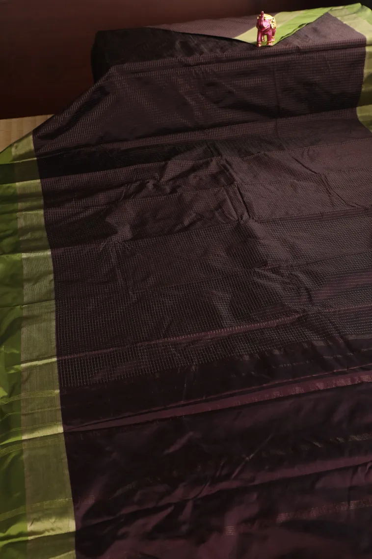 Coffee Brown Arani Silk Sarees with Gold Zari Small Checks Pattern view 2