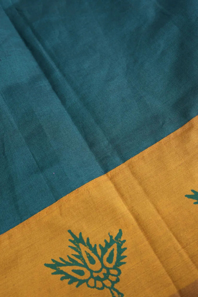 Gold Poly Cotton Sarees Without Zari With Mango Puttas view 3