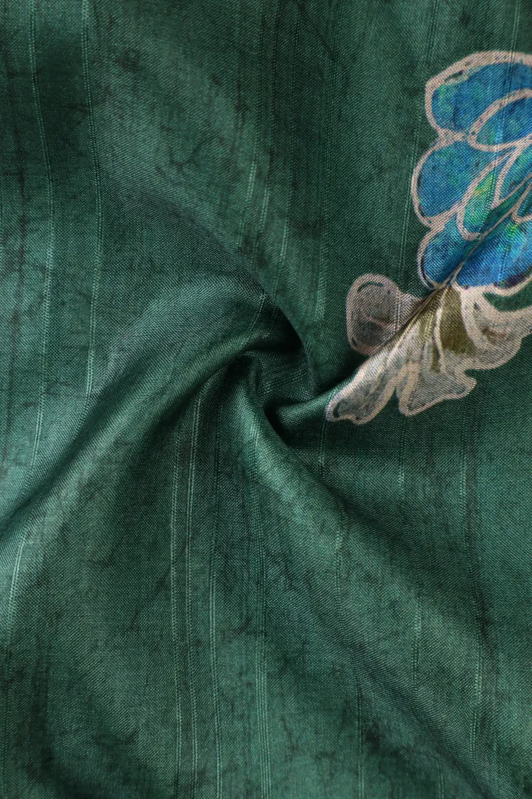 Peacock Green Tussar Saree Without Zari With Flower Mottif view 4