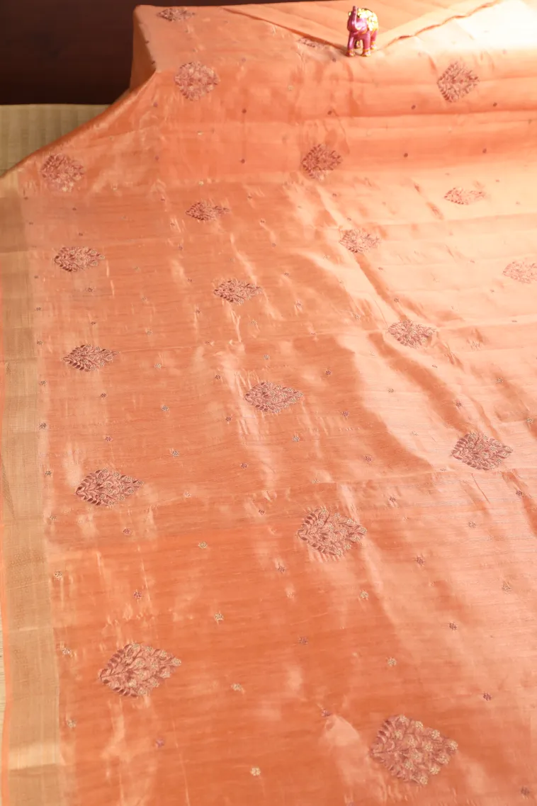 Carrot Orange Raw Silk Sarees with Thread Zari Flower Mottif view 2
