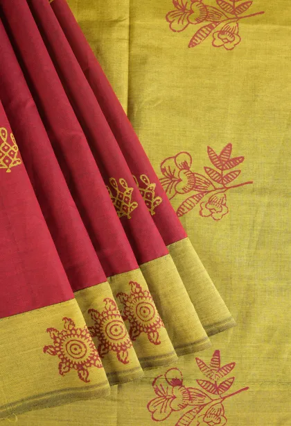 Apple Red Poly Cotton Sarees Without Zari With Rangoli Pattren