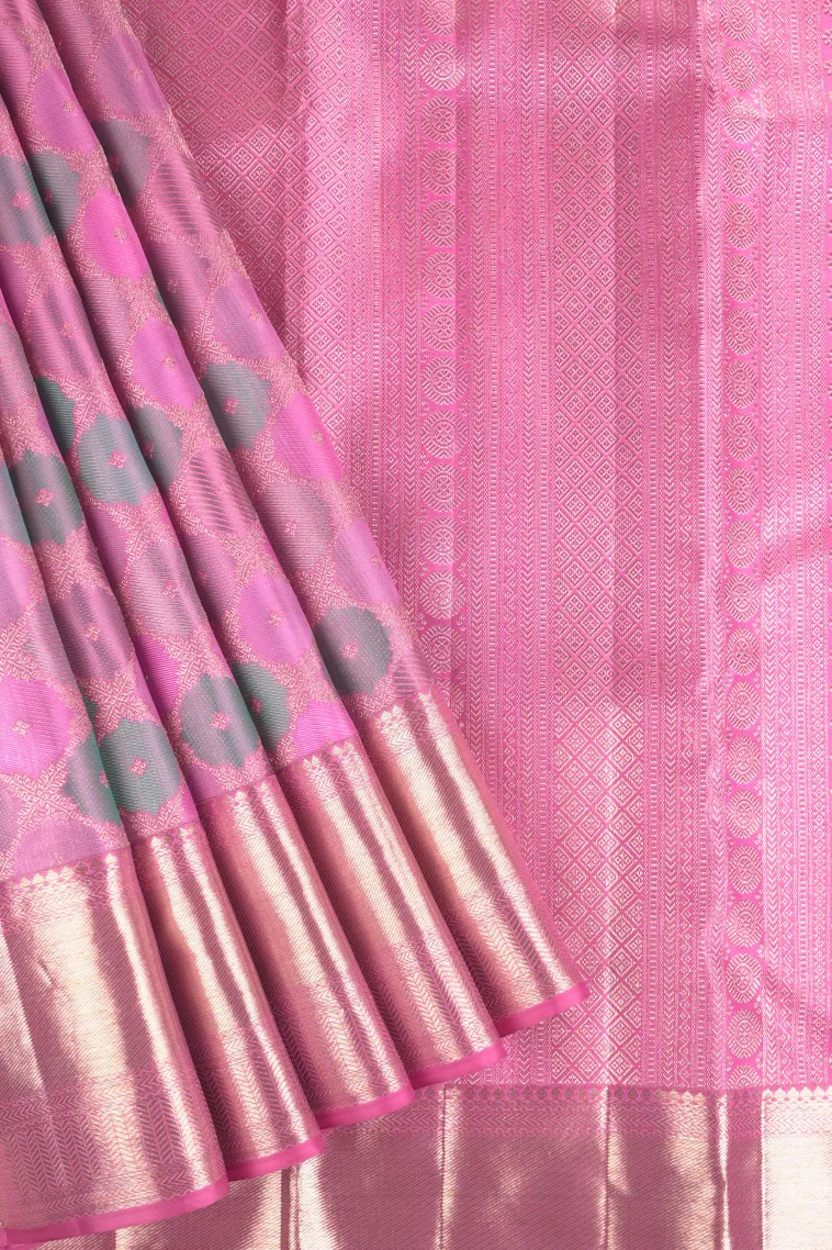 Lean Pink Kanchipuram Silk Sarees with Gold Zari Geometric Shapes