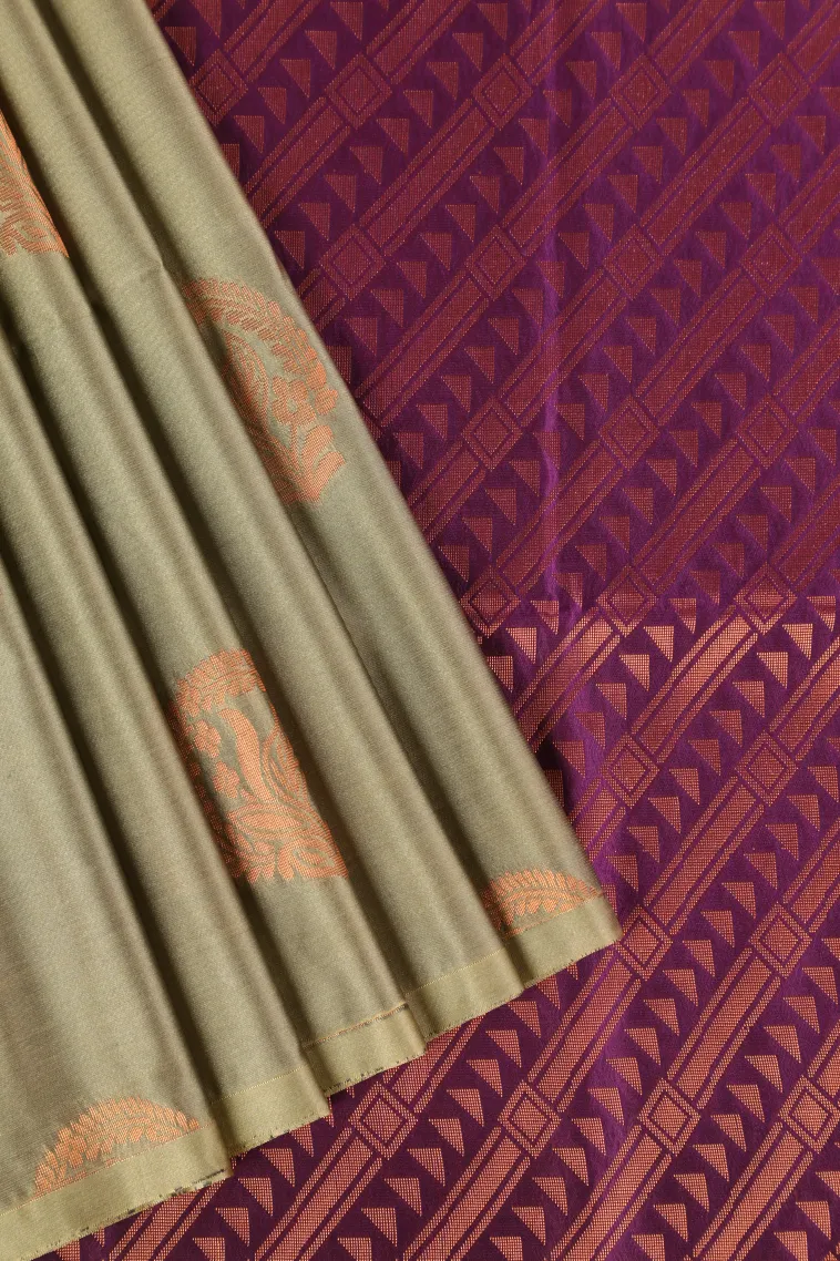Oyster Yellow Soft Silk Saree with Copper Zari Flower Mottif