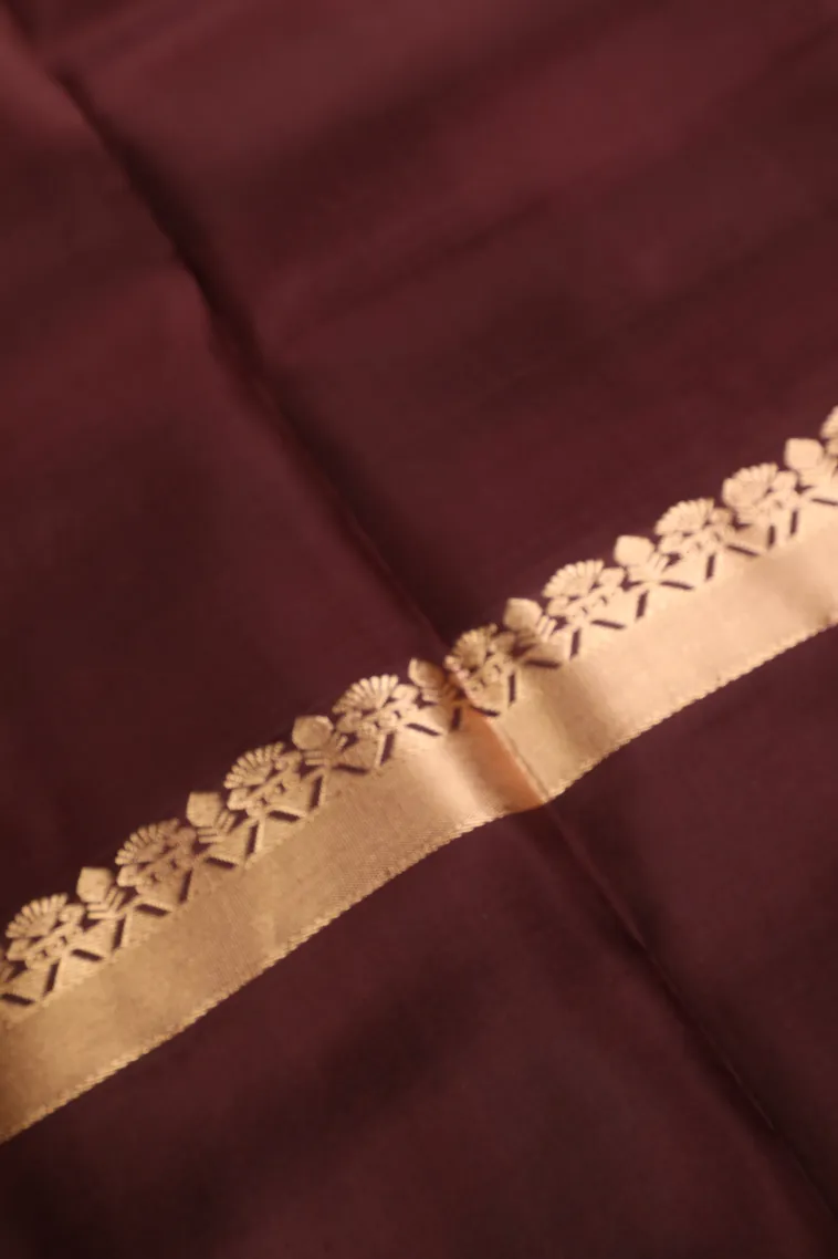 Peach Pink Soft Silk Saree with Gold Zari Plain view 3