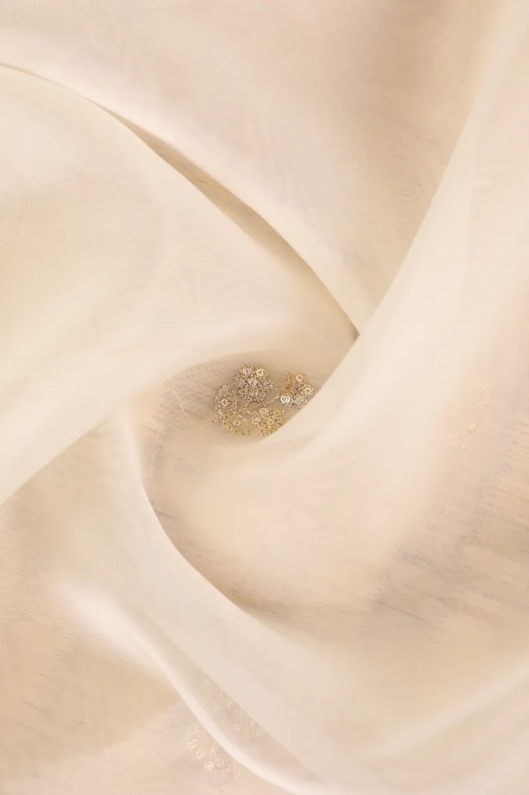 Cotton White Organza Saree with Thread Zari Flower Mottif view 4