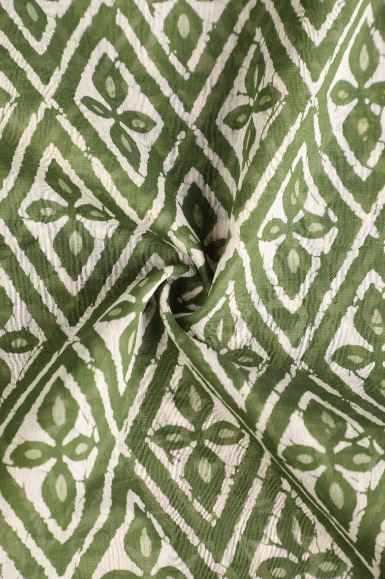 Paris Green Chanderi Cotton Sarees with Gold Zari Geometric Shapes view 4