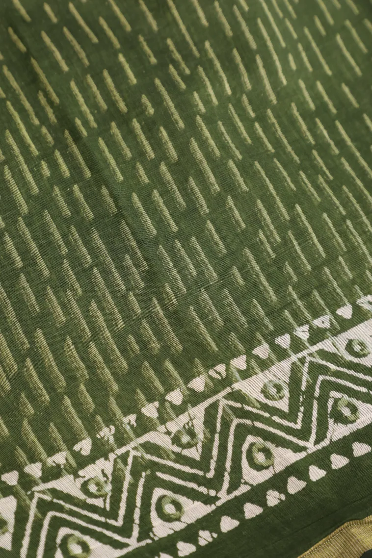 Paris Green Chanderi Cotton Sarees with Gold Zari Geometric Shapes view 3