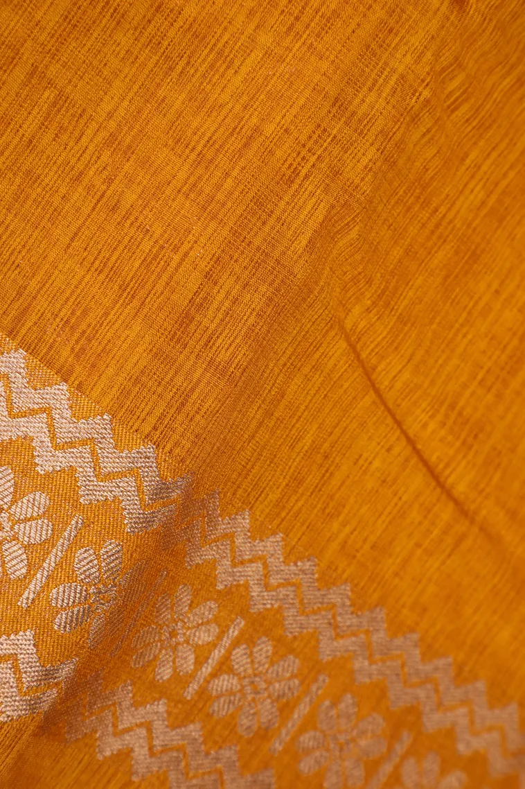 Gold Banaras Sarees with Copper Zari Leaf Pattern view 3