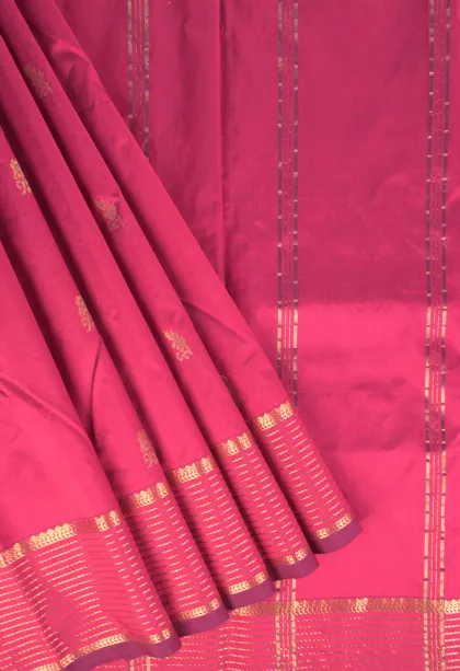 Apple Red Soft Silk Saree with Gold Zari Flower Mottif