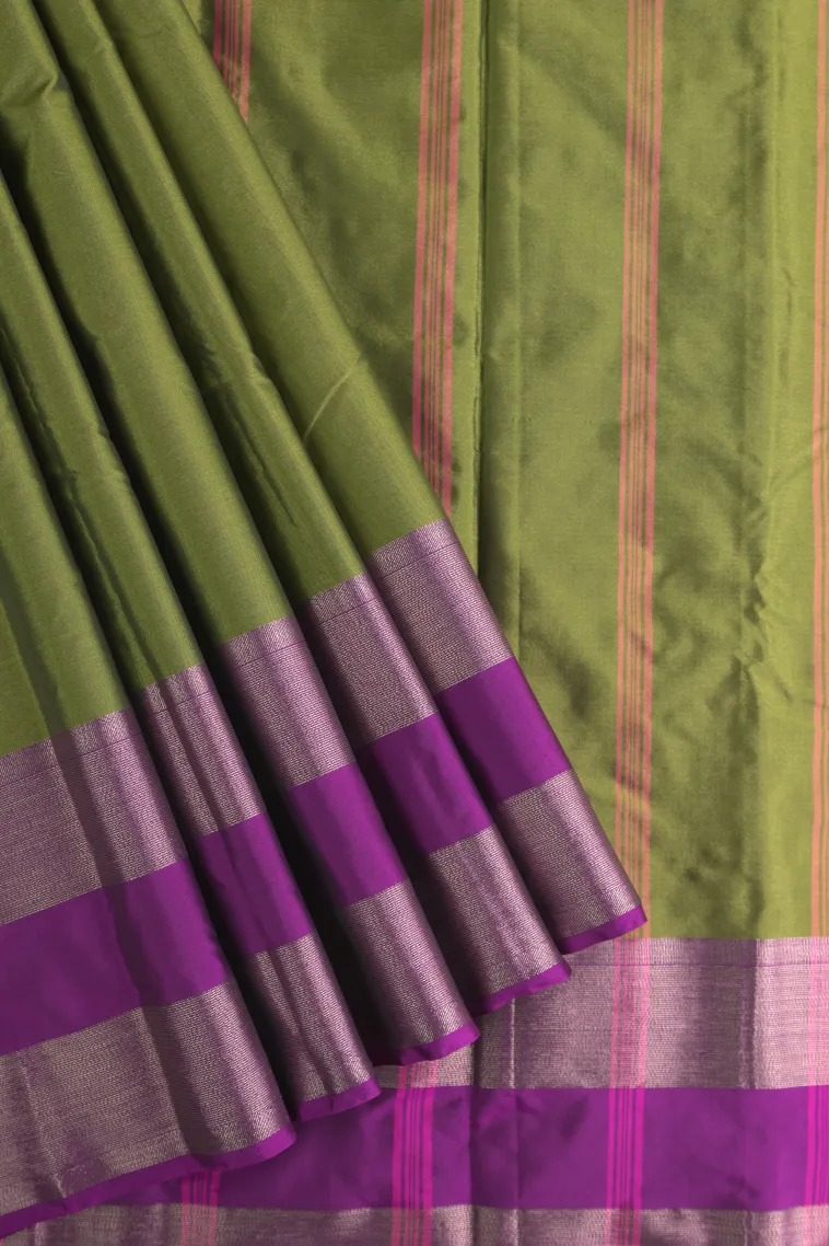 Moccon Green Arani Silk Sarees with Gold Zari Plain