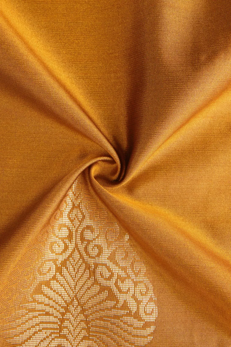 Gold Soft Silk Saree with Gold Zari Tree Mottif view 4