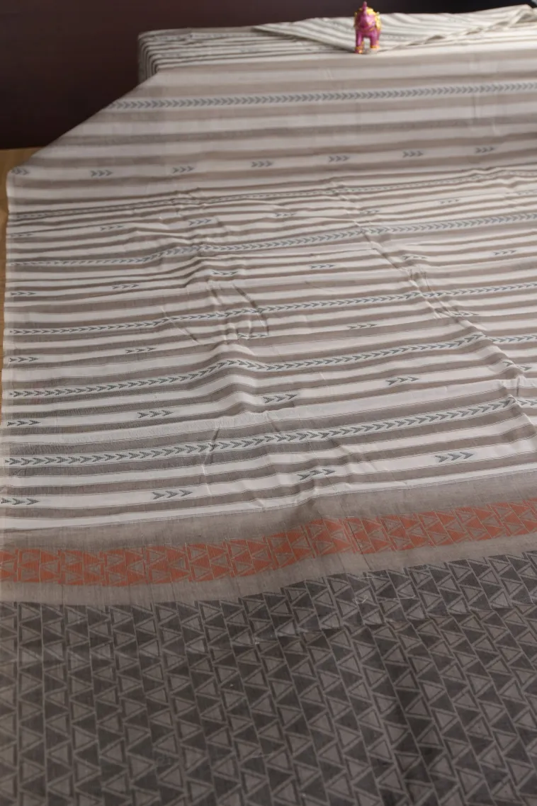 Cotton White Kanchi Cotton Sarees Without Zari With Stripes And Puttas view 2