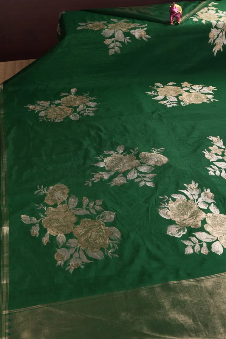 Seaweed Green Jute Sarees with Gold And Silver Zari Flower Mottif view 2