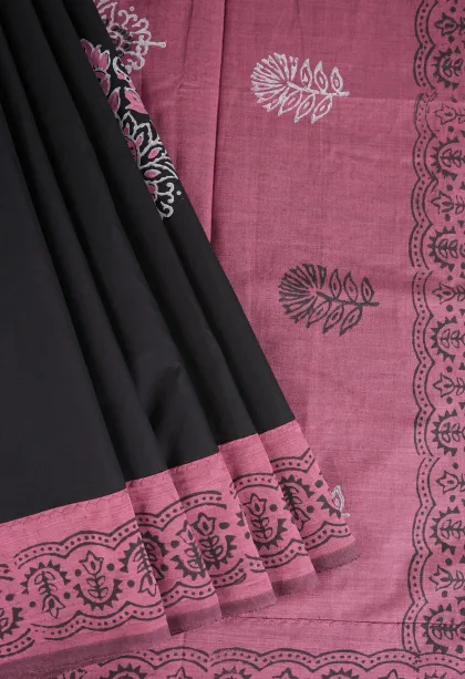 Asphalt Black Poly Cotton Sarees Without Zari With Flower Mottif