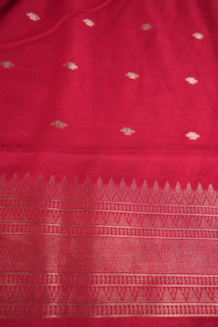 Punch Pink Jute Sarees with Gold And Silver Zari Flower Mottif view 3