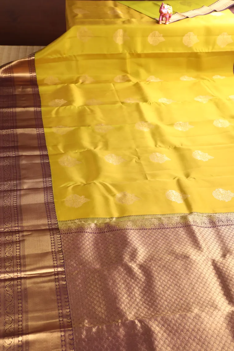 Lemon Yellow Soft Silk Saree with Gold Zari Animal Mottif view 2