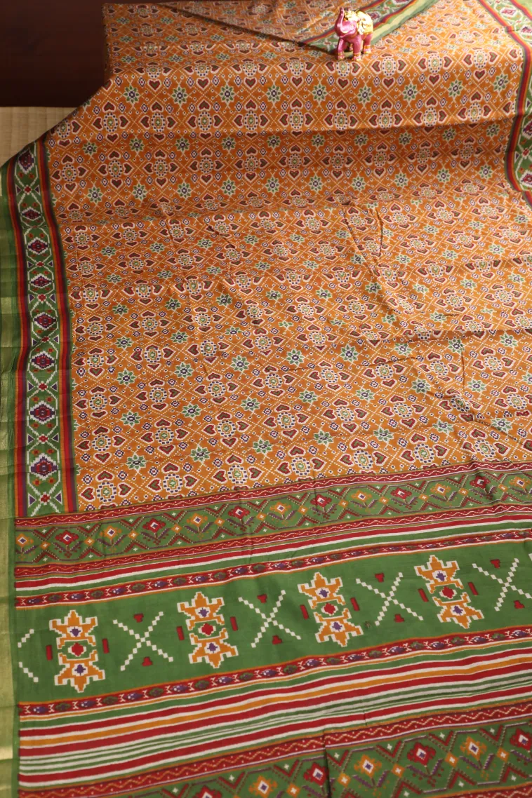 Gold Chanderi Cotton Sarees with Gold Zari Geometric Shapes view 2