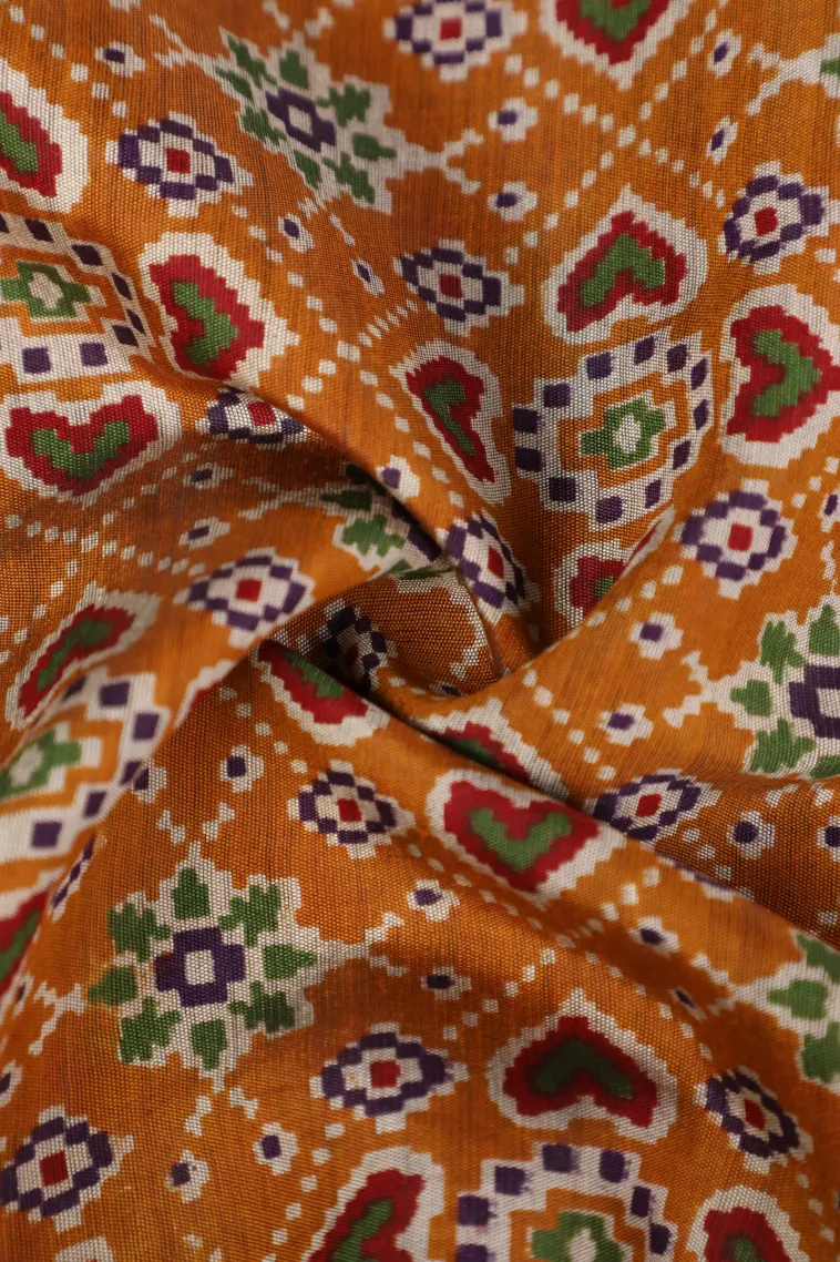 Gold Chanderi Cotton Sarees with Gold Zari Geometric Shapes view 4